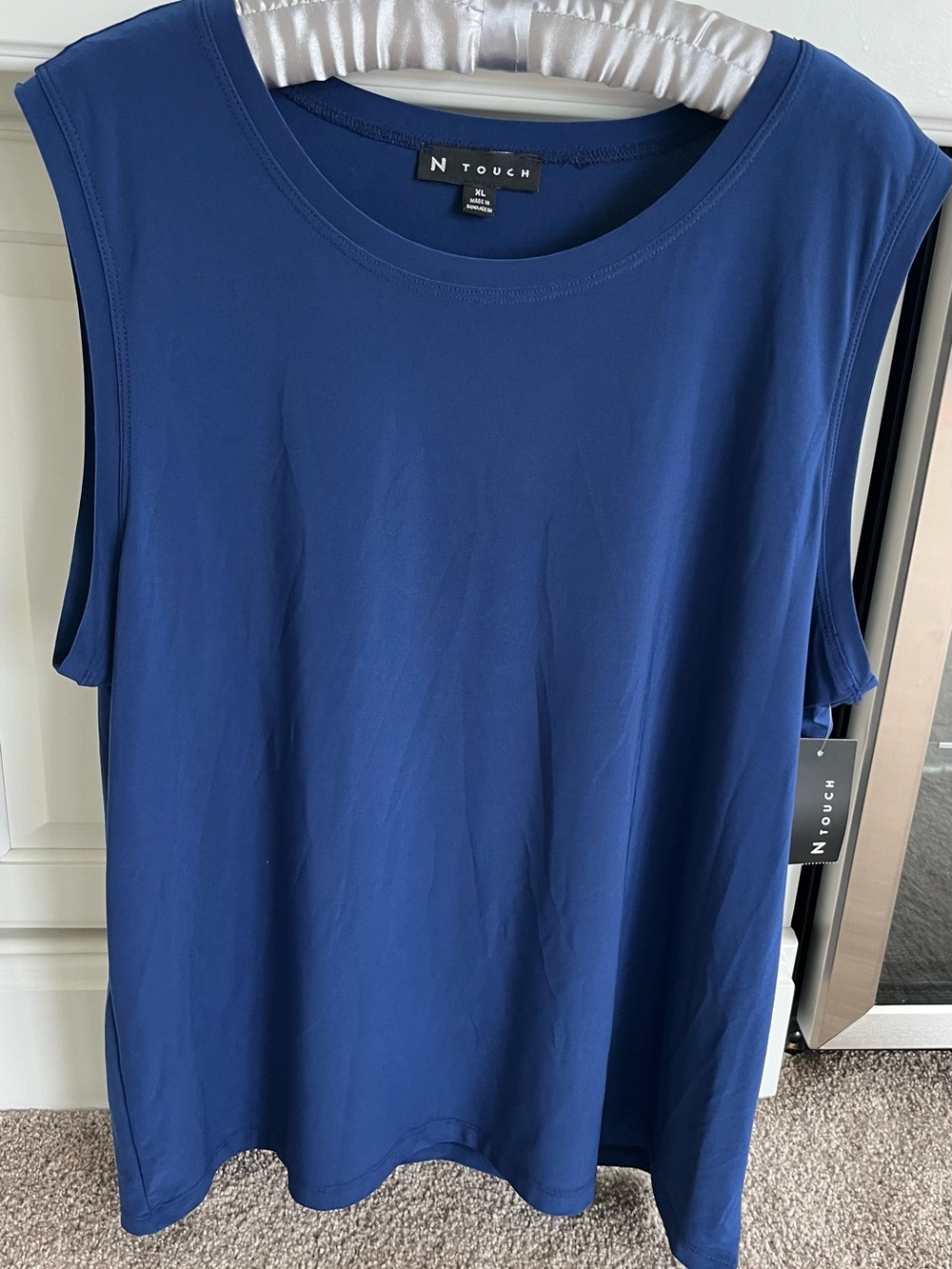 Women's Sleeveless Crewneck Sulky Top - Navy. Perfect under a blazer new! XL